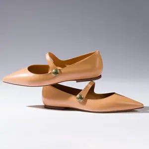 Zapatos de mujer planos superiores de cuero de lujo de alta calidad estilo Mary Jane puntiagudos elegantes nuevos diseños personalizados