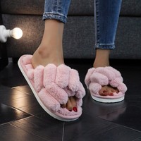 Chaussons d'intérieur tendance pour femme, style croisé, imprimés, doublés de fourrure, antidérapants, à semelles épaisses en EVA