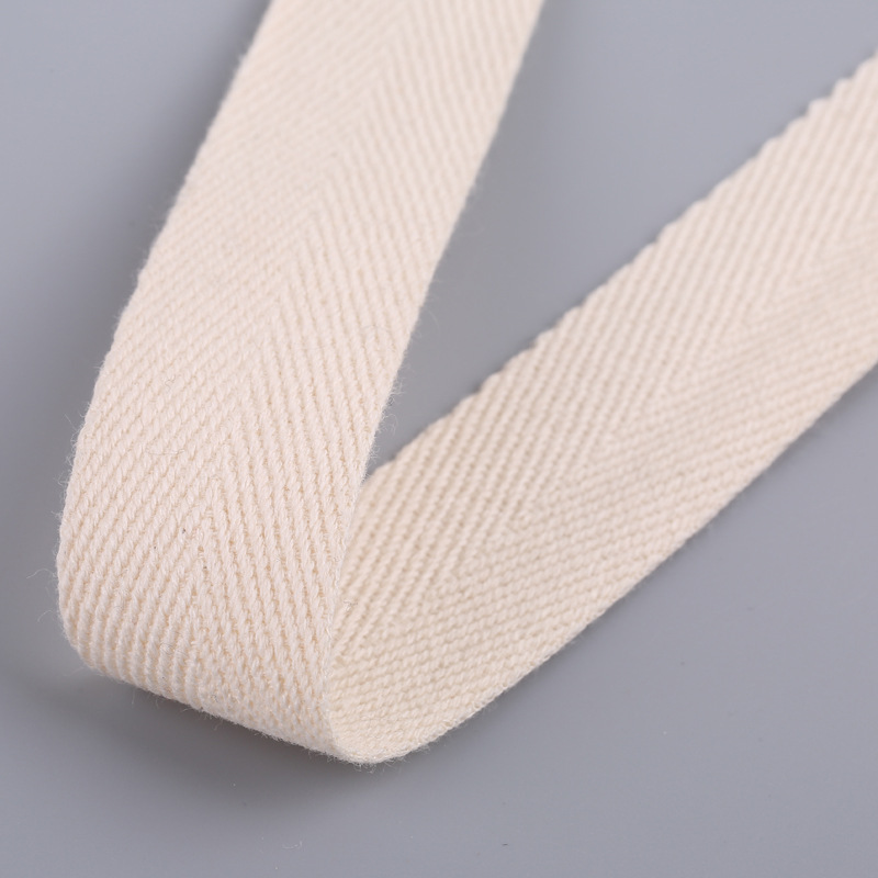 สีขาวธรรมชาติ