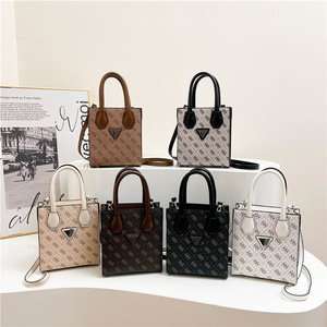 Nuevo Bolso de Hombro <span class=keywords><strong>Guess</strong></span> de Cadena Larga para Mujer, de Piel Sintética de Lujo, Micro Bolso de Mano de Alta Calidad - Product Image 2