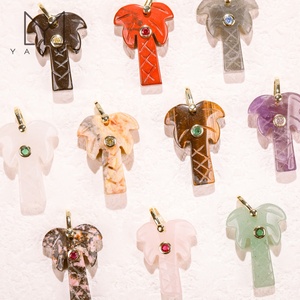 YLY002 Bijoux faits main, pendentifs en pierre de cristal naturel sculpté, mignons en forme de cocotier, breloques en aventurine en forme de palmier pour la création de bijoux DIY - Product Image 4