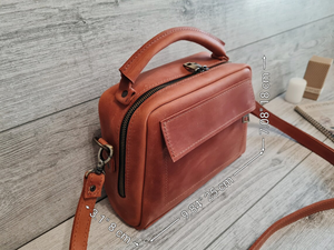 Sac bandoulière en cuir personnalisé pour femme, petit sac à main marron fait main, joli sac à bandoulière, cadeau pour elle - Product Image 2