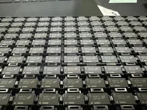 New Original Thiết Bị Điện Tử Phần 5 SGxea9 K2 H40 I2 1517-Hbga (45X45) Nhúng <span class=keywords><strong>Fpga</strong></span> Ic <span class=keywords><strong>Fpga</strong></span> 696 I/O 1517Hbga 5SGxea9K2H40i2 Trong Kho - Product Image 3