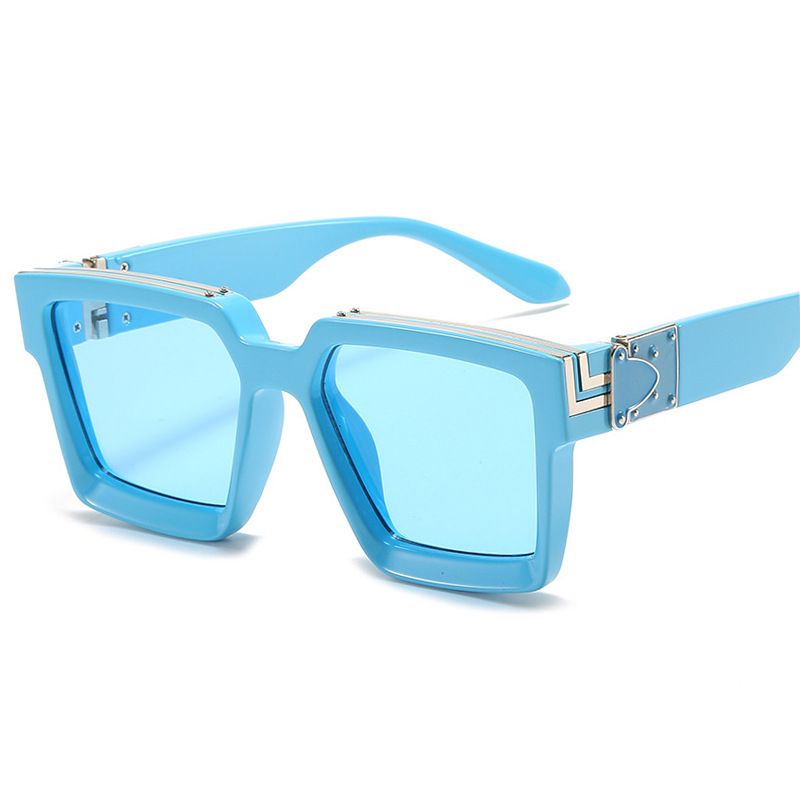 Film bleu cadre bleu