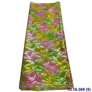 Velours de soie soudanais Toob et Soie <span class=keywords><strong>Direat</strong></span> Mgarbasar 3,5 m avec dentelle et garniture en dentelle - Product Image 5