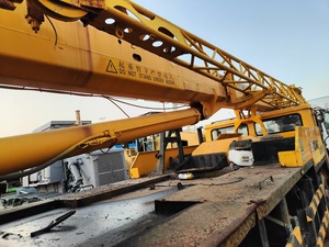 Grue mobile hydraulique XCMG QY16 de 16 tonnes d'occasion, d'origine Chine, pour travaux de construction et levage. - Product Image 5