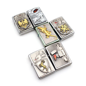 Fabrikdesign Personalisierter Metallplaketten-Aufkleber Feuerzeug 3D-Geprägtes Individuelles Metallnummernschild - Product Image 1