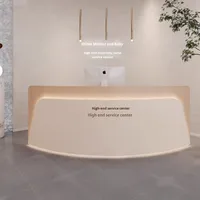 Comptoir de bar laqué incurvé en forme d'arc moderne pour salon de beauté, magasin de vêtements pour l'école de danse artistique-conçu pour