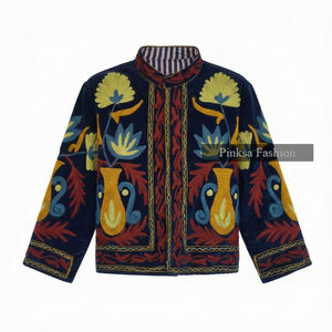 Chaqueta Bomber de Mujer, Gruesa, Ecológica, Bordada Artesanalmente, de Terciopelo/Algodón, Invernal, Retro, con Estampado Floral, Estilo Boho Chic Personalizado - Product Image 4