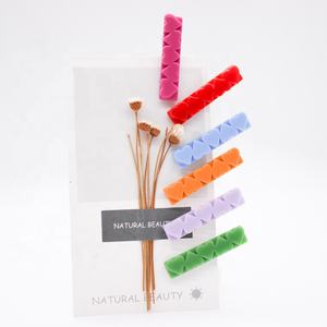 Primavera fresca colori per bambini clip di capelli in magazzino coccodrillo mini cuore acrilico clip di capelli per le ragazze - Product Image 3