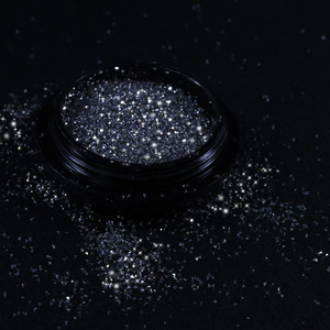 Poudre scintillante triangulaire en cristal de diamant réfléchissant LIBO pour la danse, les fêtes et le nail art - Product Image 2