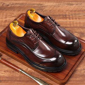 Chaussures habillées classiques Oxford à bout rond et semelle épaisse, rehaussantes, imperméables, antidérapantes et confortables pour hommes, en cuir, idéales pour les mariages - Product Image 4
