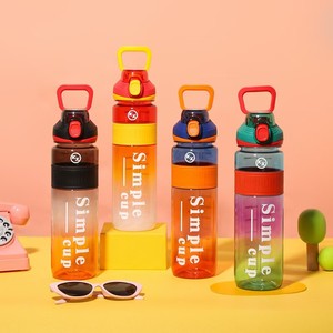 Botella de agua sencilla para niños con pajita, tapa con botón de presión, libre de BPA, de plástico, para uso escolar. - Product Image 3