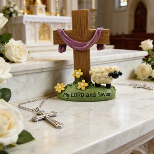 Statuetta in Resina di Croce e Agnello, Decorazione Religiosa Cristiana con Scritta 'Il <span class=keywords><strong>MIO</strong></span> <span class=keywords><strong>Signore</strong></span> e Salvatore', Regalo per Pasqua, Chiesa e Casa - Product Image 2