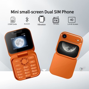 I17 Air Telefono Flip Compatto Dual SIM con Radio FM, Torcia, Blacklist, Schermo da 1.8" e Batteria da 1000mAh - Product Image 1