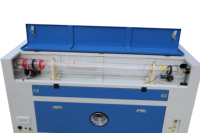 Machine de gravure laser CNC 60W 80W 100W 130W 150W 1610 CO2 Machine de découpe laser graveur