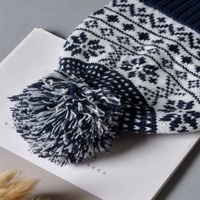 Bonnets jacquard à revers avec logo personnalisé classique hiver chaud doux chapeaux tricotés avec broderie 3D voyage plage bonnets appropriés