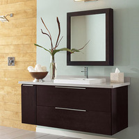 Meuble-lavabo mural personnalisé au design épuré avec vasque