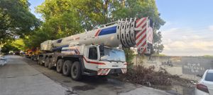 รถเครน Zoomlion 400 ตัน ดีเซล พร้อมอุปกรณ์เสริมครบชุด เครื่องยนต์ดีเซล ใช้แล้ว สำหรับงานปั๊มคอนกรีต  รวมส่วนประกอบหลัก  ลดราคา - Product Image 4