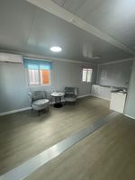 Contenedor Expandible de Dos Alas con Panel Sándwich, Tamaño 20 pies/40 pies, Uso en Exteriores, Diseño Moderno de Mediados de Siglo