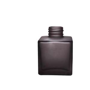 <span class=keywords><strong>KYLIA</strong></span> Diffuseur d'aromathérapie en verre carré de couleur givrée Diffuseur de parfum d'huile essentielle Bouteille en verre pour chambre - Product Image 3