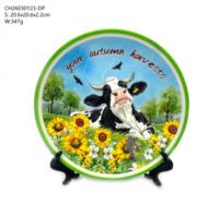 Assiette décorative en céramique imprimée motif vache 3D, personnalisable avec support de présentation assorti