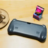 Consola de Juegos Portátil X53 con Sistema Operativo Linux, Inalámbrica, 8GB, Retro, Videojuegos Caseros, Pantalla de 5.1 Pulgadas 800x480, Batería de 2000mAh, Sonido 3D, Multijuegos