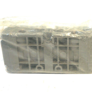 Nuovo Originale Economico 0-820-023-001 Prodotti per Automazione Controllore PLC Logico Programmabile - Product Image 1