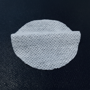 ผ้าขนาดใหญ่โรงงานเรยอน Viscose ผ้าฝ้ายโพลีเอสเตอร์ไม้ไผ่สีขาว Spunlace นอนวูฟเวนที่มีรูปแบบตาข่ายธรรมดา - Product Image 1