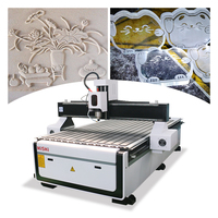 Routeur CNC pas cher de Jinan pour la sculpture sur bois à vendre, fabrication de portes en bois, découpe par routeur CNC