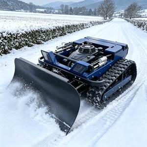 Robot chenillé télécommandé à essence tout-terrain pour la tonte des pentes, des zones humides et le déneigement - Product Image 6
