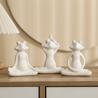 Ornement en céramique porcelaine blanche créative kung fu Yoga grenouille ornement décoration de bureau bureau décoration douce artisanat