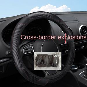 Housse de <span class=keywords><strong>volant</strong></span> de voiture de style sport en cuir PU antidérapant respirant pour roues de 37 à 38cm - Product Image 2