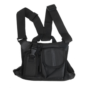 Chaleco Táctico Funcional de Nailon Impermeable, Talla Única, con Correa para el Hombro y Bolsa para Walkie Talkie - Product Image 1