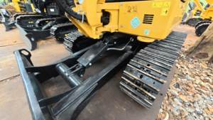 Escavatore CAT Caterpillar 303E Usato in Ottime Condizioni, Macchina Movimento Terra Originale Giapponese, Escavatore CAT da 3 Tonnellate in Vendita - Product Image 4