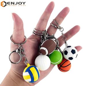 अनुकूलित निर्माता नरम कस्टम लोगो थोक pvc रबर 3 डी गेंदों कुंजी चेन <span class=keywords><strong>2</strong></span> फुटबॉल कुंजी धारक कीचेन - Product Image 1