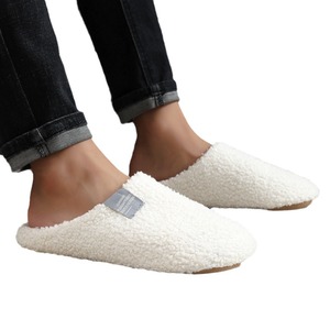 <span class=keywords><strong>Chaussons</strong></span> d'intérieur chauds en polaire Teddy pour femme, à bout fermé, semelle souple en daim, antidérapants et silencieux, pour l'hiver et l'automne - Product Image 1