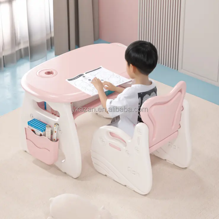 カラフルなプラスチック製の幼児幼稚園の家具セット就学前の子供たちの研究デスクと椅子のセット