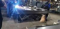 Ciseaux hydrauliques avec table de soudage pour changer de position de soudage