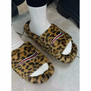 2026 Top New Luxury Designer Sneakers Polyester Winter Warm for for Men and Women Casual <b>Shoes</b> slippers for Women Home slippers - Product Image 5