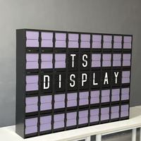 Affichage à ailettes séparées sur mesure dans n'importe quelle couleur pour la décoration intérieure et la communication de marque