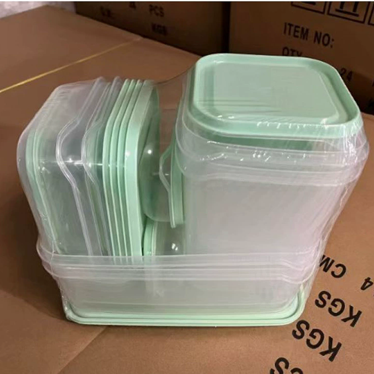 สีเขียวอ่อน