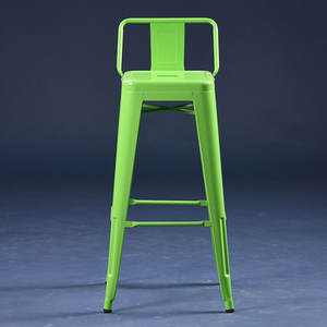 Tabourets de bar industriels en métal haut de gamme et économiques pour salle à manger, café et restaurant - Pivotants à 360 degrés et réglables - Product Image 2