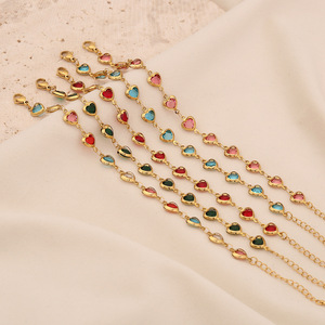 <span class=keywords><strong>Bracelet</strong></span> pour femme HOVANCI élégant en acier inoxydable plaqué or 18 carats, tendance, avec incrustation de cristal de verre coloré et strass en forme de cœur - Product Image 3