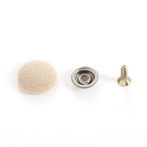 Fixations spéciales pour la réparation du tissu de toit de voiture détaché et la réparation du tissu de toit intérieur qui a affaissé. - Product Image 5