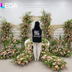 LEDA Composition florale artificielle en soie verte pour mariage, centre de table, boule de fleurs pour décorations d'événements et de fêtes - Product Image 1