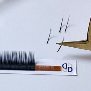 Extensions de cils inférieurs en gros 0.03 0.05 0.07 J Curl 5-8/5-9 mix Noir Super Mat avec logo personnalisé J B Cils inférieurs - Product Image 3
