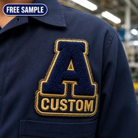 Patch en chenille brodé 3D en relief avec lettres et logo personnalisé, thermocollant pour uniformes et vêtements d'équipe sur mesure