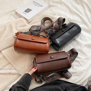 Sac à bandoulière tendance pour femme en PU. La doublure est en polyester. Sac à main de créateur.6809 - Product Image 6