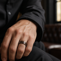 Bague en carbure de tungstène plaqué bronze de 8 mm avec incrustation en bois de Koa et cordes de guitare, alliance de couple confortable, cadeau de fiançailles